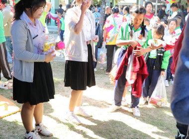 ศูนย์ฯ 9 ผนึกสหกรณ์ลำพูน จัดวันเด็ก ... พารามิเตอร์รูปภาพ 48