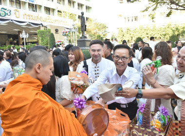 ผอ.ต้น ร่วมทำบุญปีใหม่ 2569 กรมฯ เสริมสิริมงคล ... พารามิเตอร์รูปภาพ 5