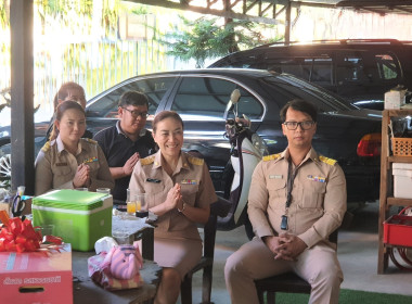 ผอ.ต้น นำทีม 🤝 ศูนย์ฯ 9 คารวะ "ท่านอัชฌา" ... พารามิเตอร์รูปภาพ 5