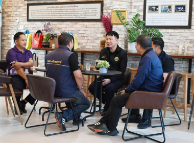 คณะผู้บริหารฯ ลงพื้นที่เยี่ยมสหกรณ์โคนมการเกษตรไชยปราการ พารามิเตอร์รูปภาพ 13