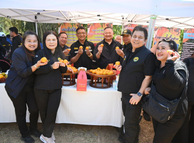 คณะผู้บริหารฯ ลงพื้นที่เยี่ยมกลุ่มเกษตรกรทำไร่โป่งน้ำร้อน พารามิเตอร์รูปภาพ 52