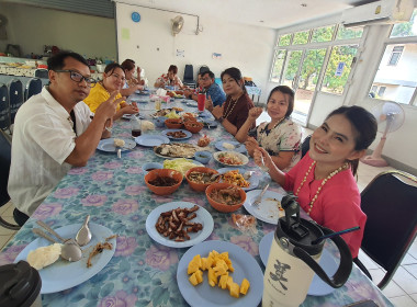 ศูนย์ฯ 9 จัดพิธีสรงน้ำพระ-รดน้ำดำหัว สืบสานประเพณีสงกรานต์ 🙏 พารามิเตอร์รูปภาพ 66