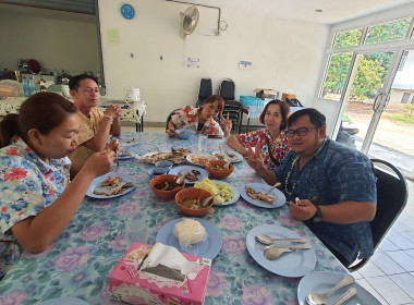 ศูนย์ฯ 9 จัดพิธีสรงน้ำพระ-รดน้ำดำหัว สืบสานประเพณีสงกรานต์ 🙏 พารามิเตอร์รูปภาพ 67
