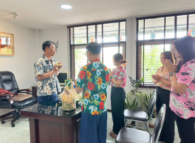 รดน้ำดำหัวสหกรณ์จังหวัดลำพูน สืบสานประเพณีสงกรานต์ พารามิเตอร์รูปภาพ 13